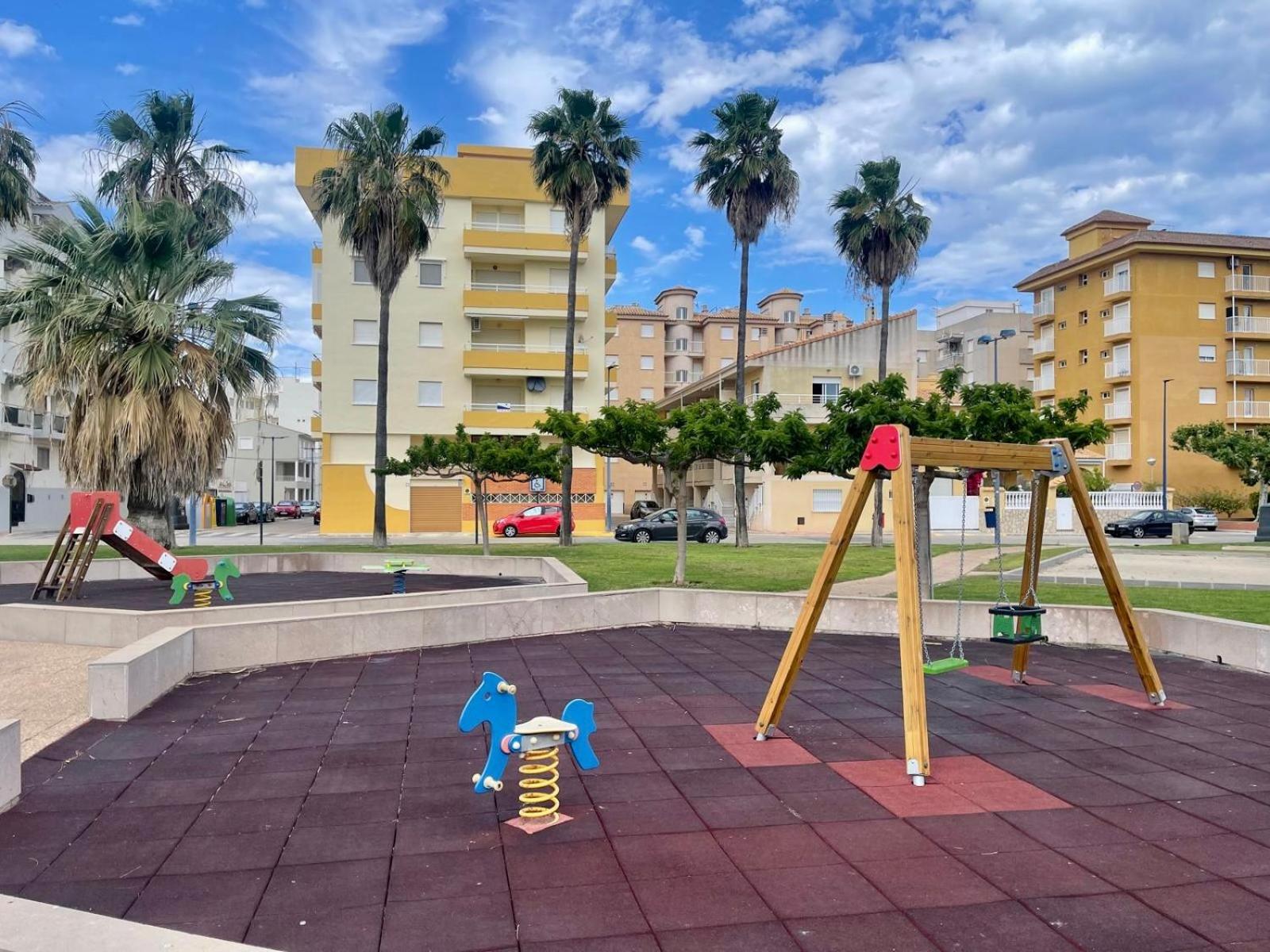 Playa De Miramar - 3 Min Walk To The Beach, Family-Friendly, Near Gandia المظهر الخارجي الصورة